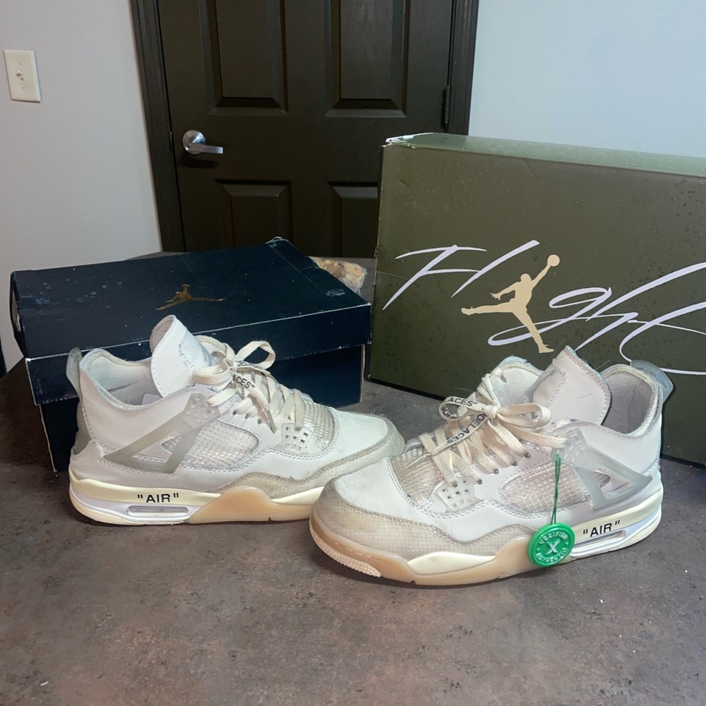 Jordan 4’s